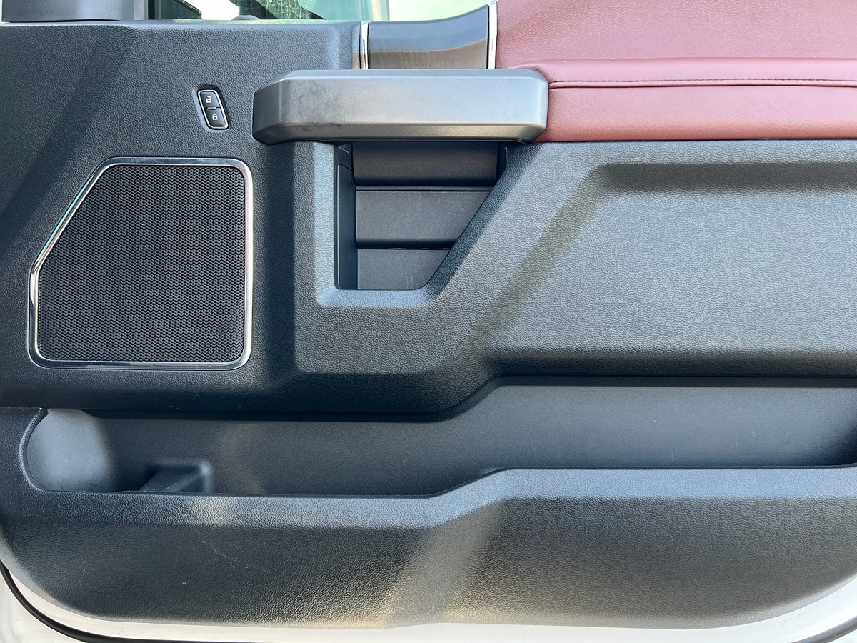 2019 Ford F-250 Platinum photo 15