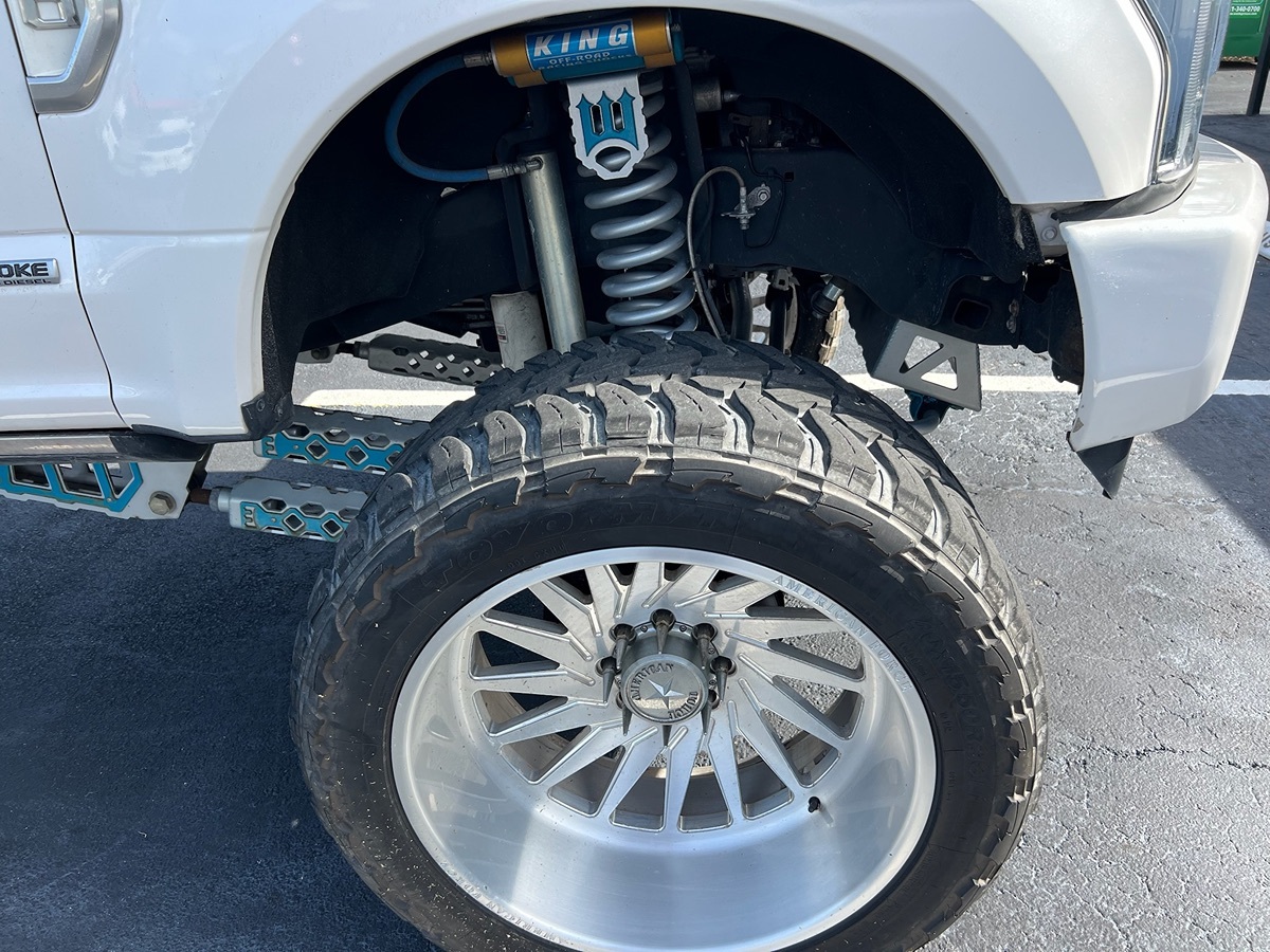 2019 Ford F-250 Platinum photo 7