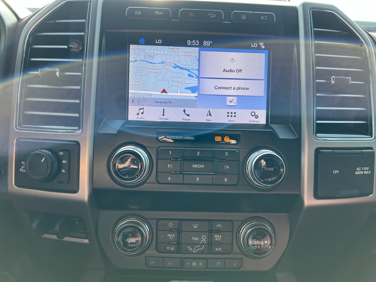 2019 Ford F-250 Platinum photo 13