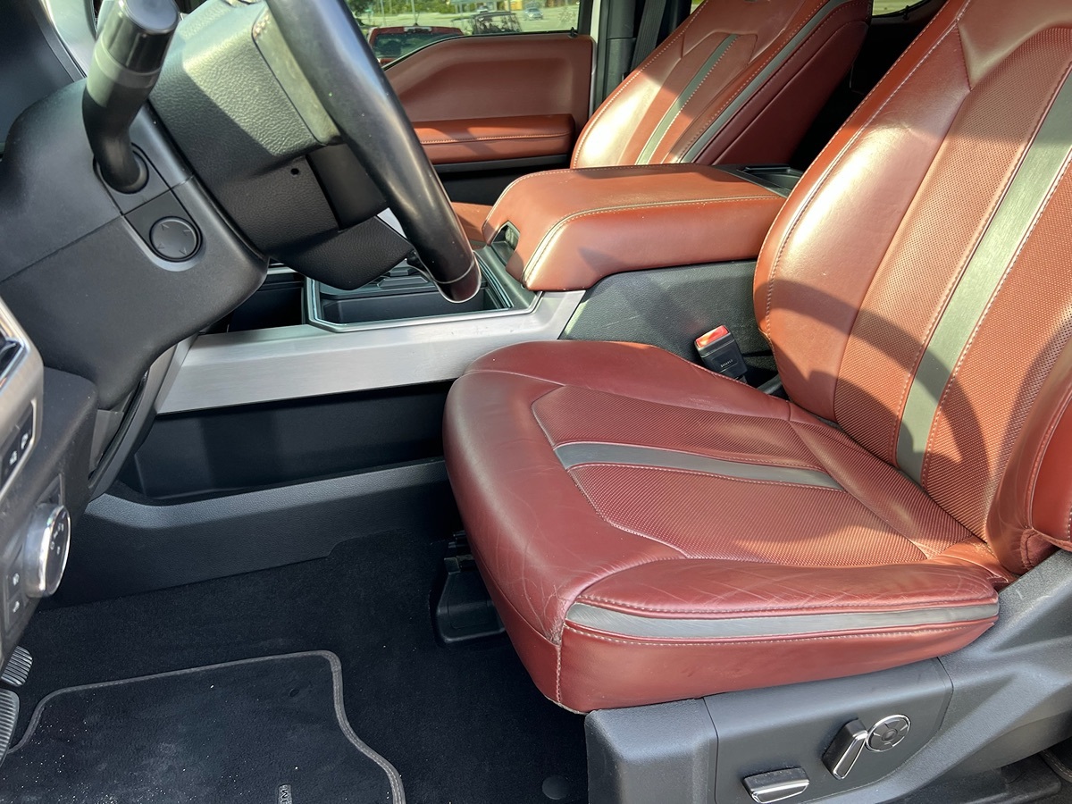 2019 Ford F-250 Platinum photo 11