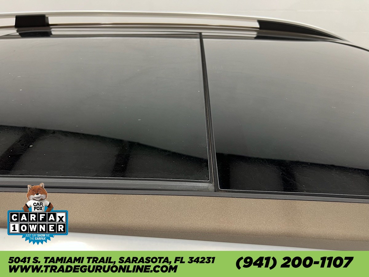2016 Volvo XC90 T6 Momentum photo 19