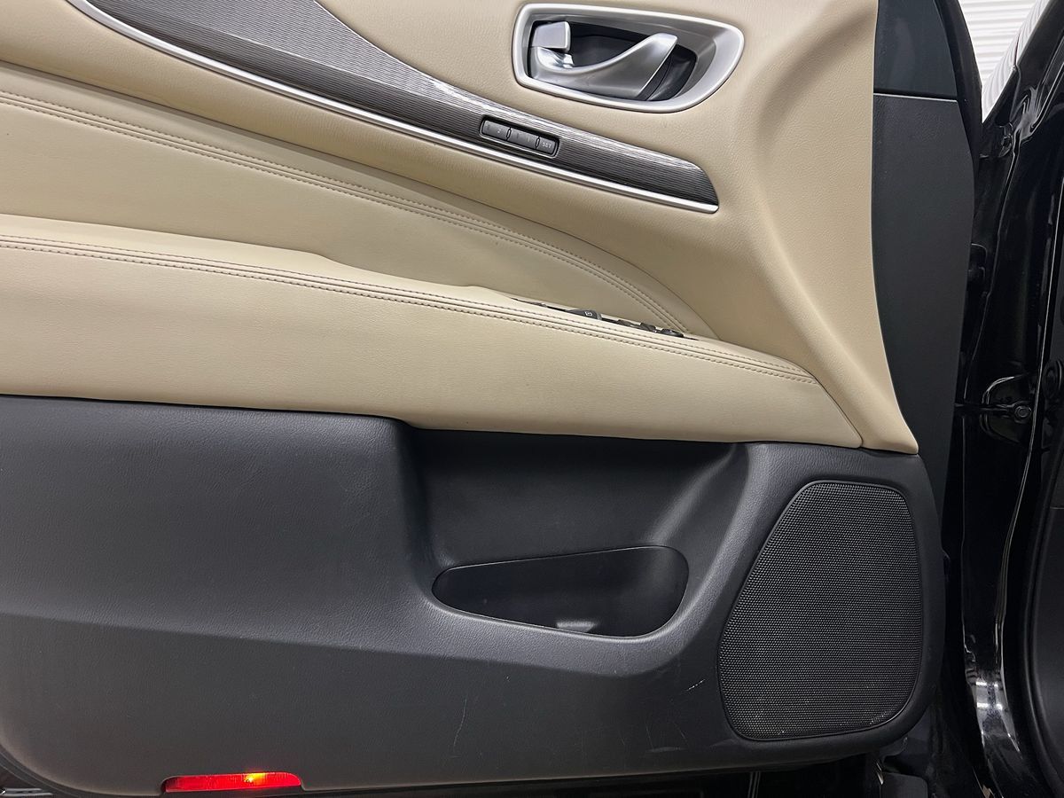 2017 Infiniti QX60 Premium Plus photo 6