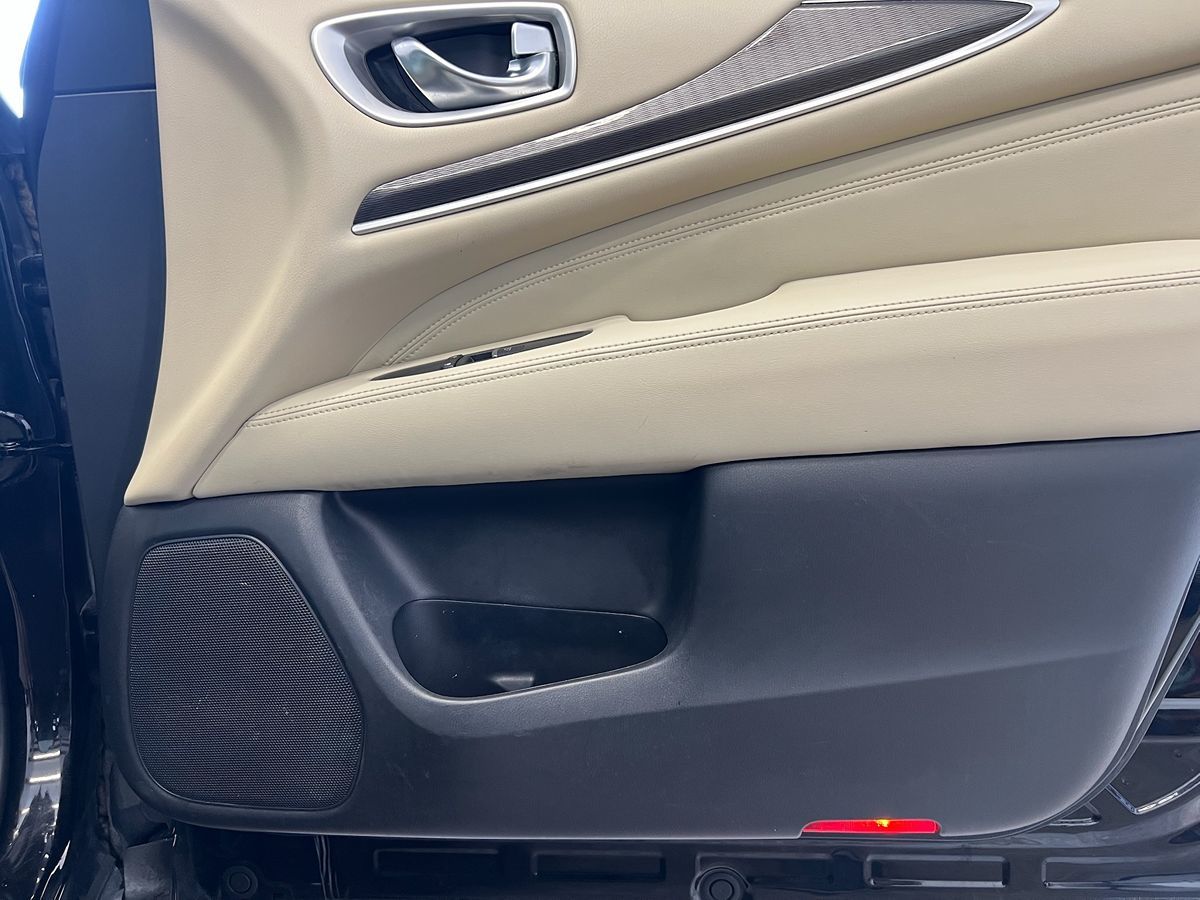 2017 Infiniti QX60 Premium Plus photo 10