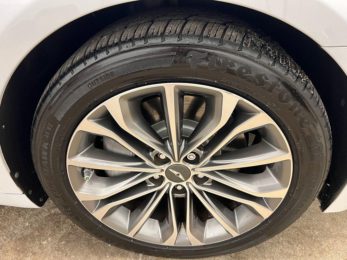 2015 Hyundai Genesis 3.8 photo 20