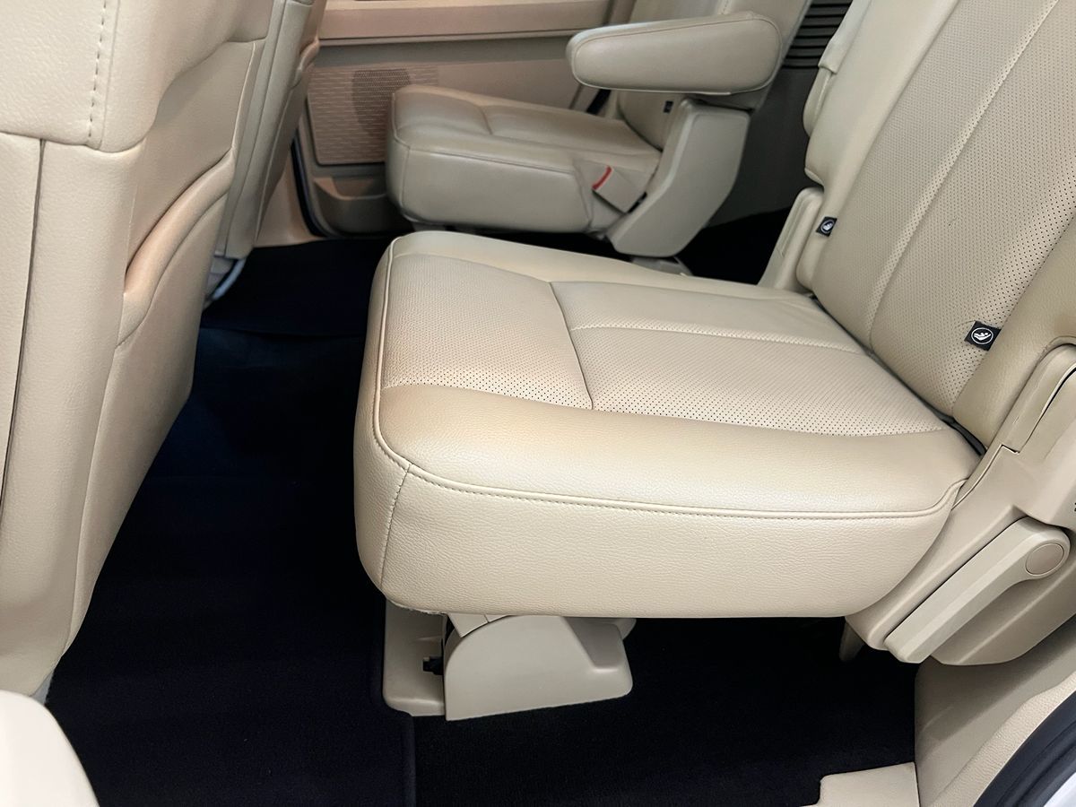 2017 Ford Expedition Limited photo 6