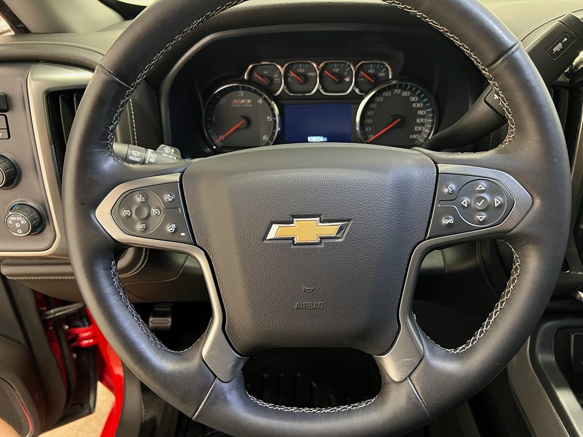 2018 Chevrolet Silverado 1500 LTZ photo 19