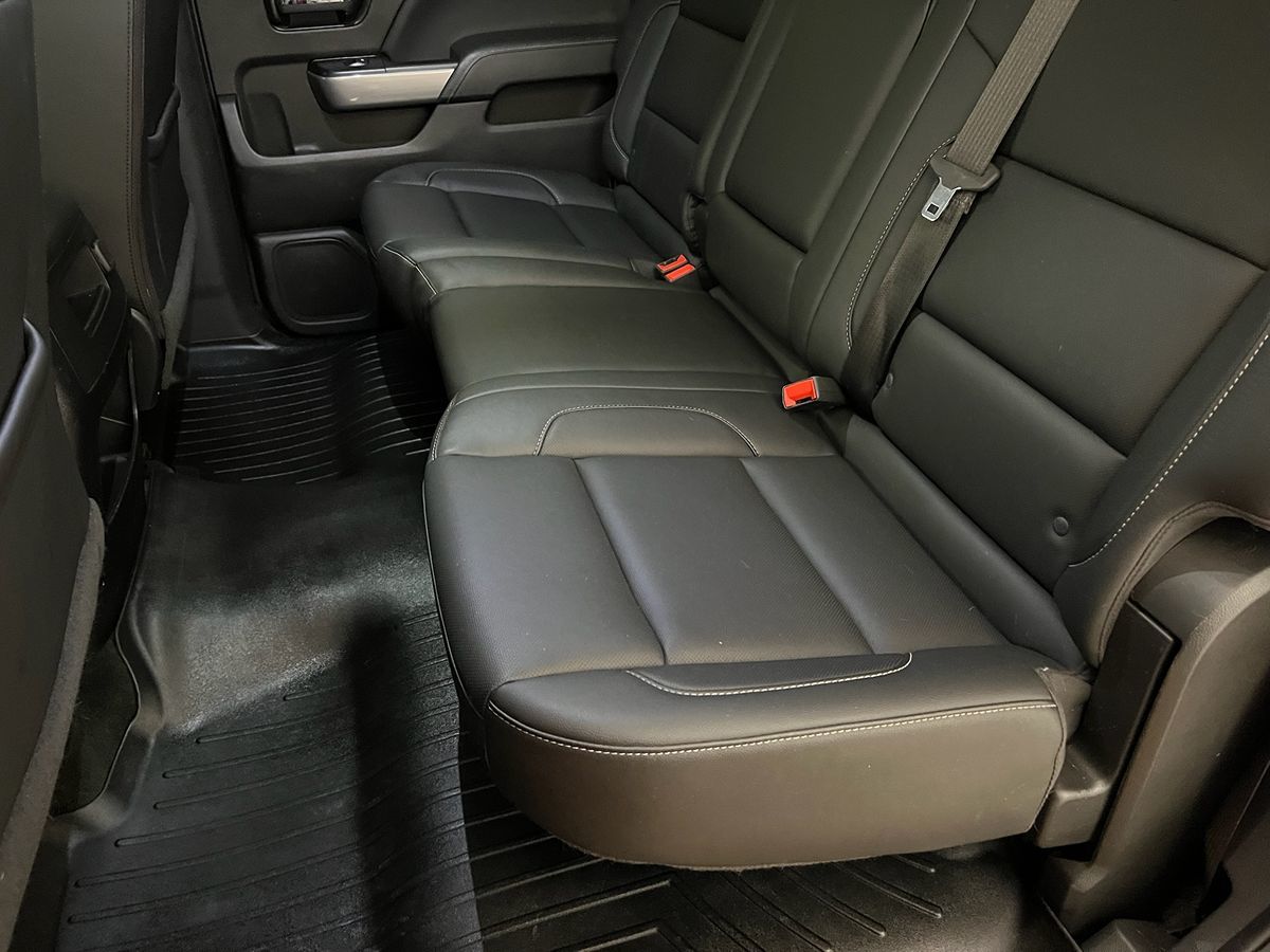 2018 Chevrolet Silverado 1500 LTZ photo 6