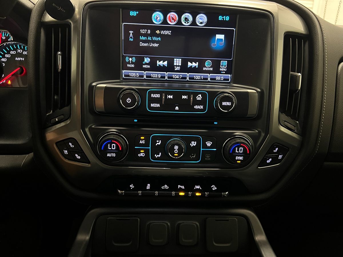 2018 Chevrolet Silverado 1500 LTZ photo 13