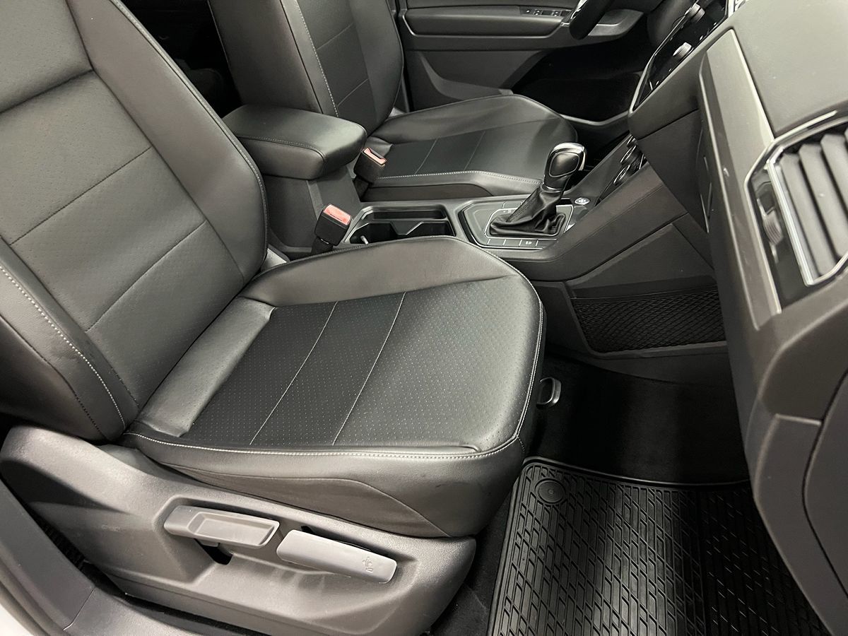 2018 Volkswagen Tiguan SE photo 8