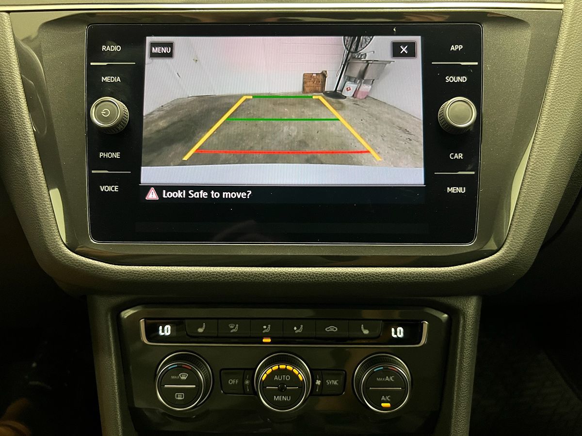 2018 Volkswagen Tiguan SE photo 11