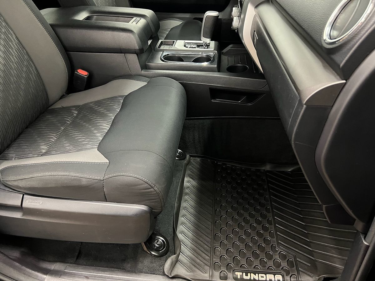 2021 Toyota Tundra TRD Pro CrewMax photo 8