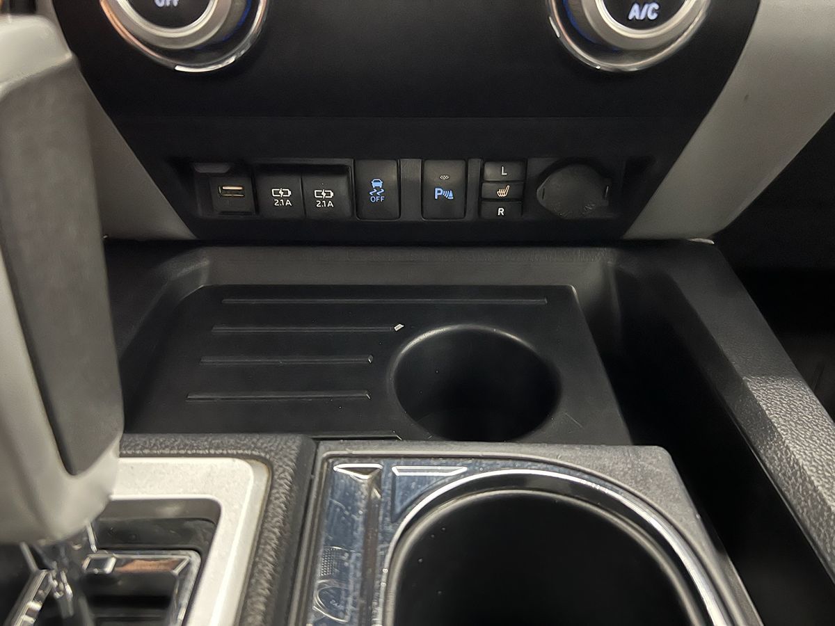 2021 Toyota Tundra TRD Pro CrewMax photo 17