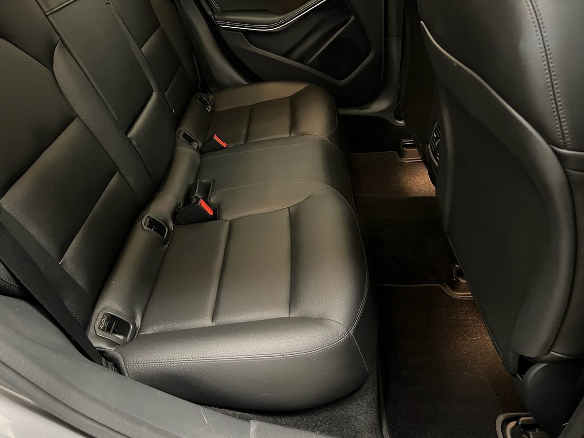 2015 Mercedes Benz GLA 4MATIC 250 photo 7