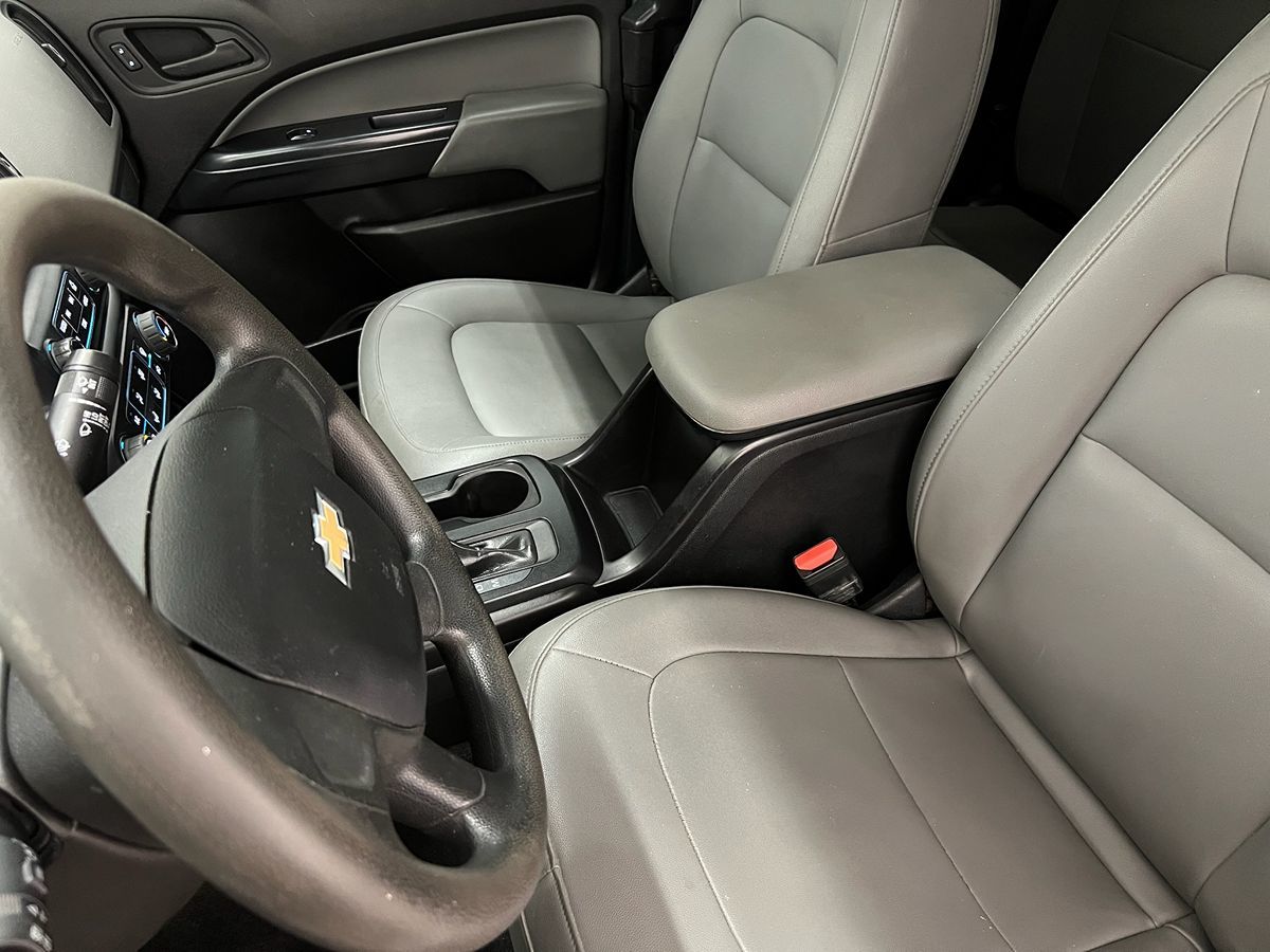 2015 Chevrolet Colorado Base photo 5