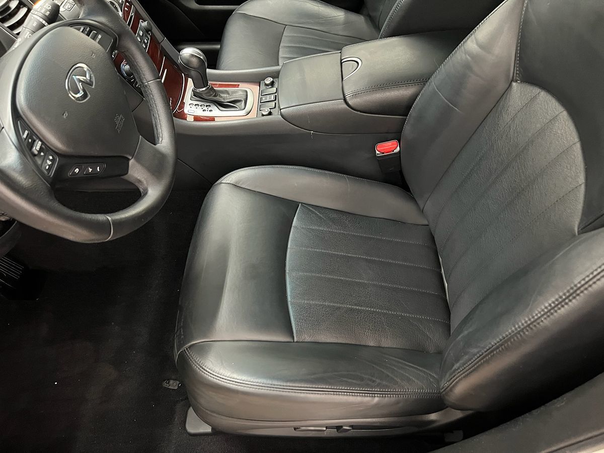 2016 Infiniti QX50 Premium photo 2