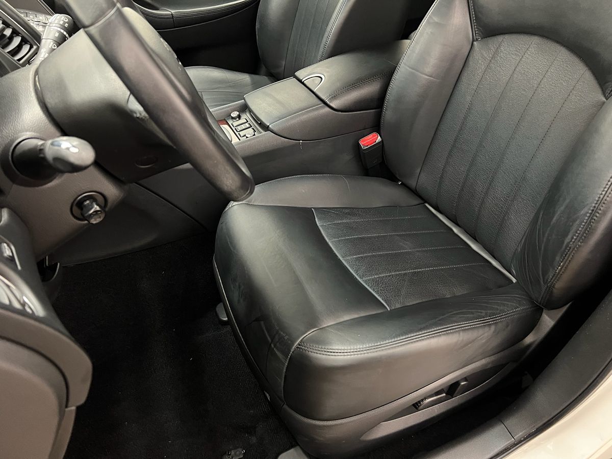 2016 Infiniti QX50 Premium photo 6