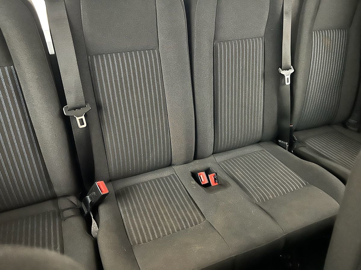 2016 Ford Transit XLT photo 7