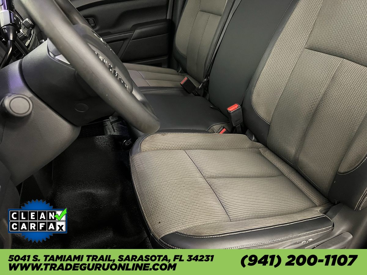 2021 Nissan Titan S photo 13