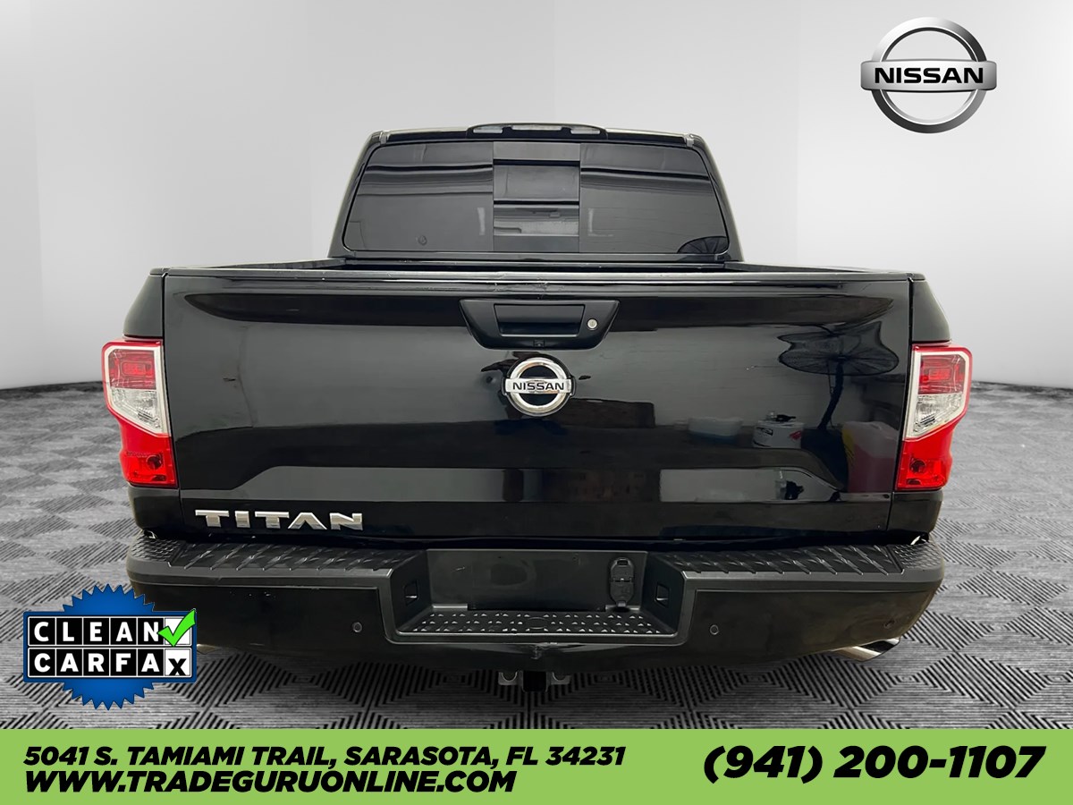 2021 Nissan Titan S photo 2