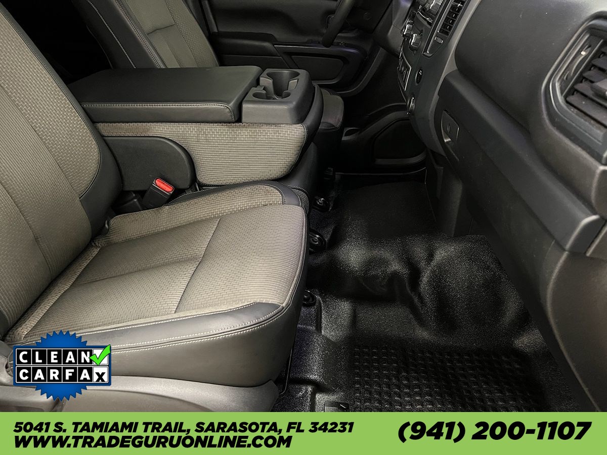 2021 Nissan Titan S photo 12