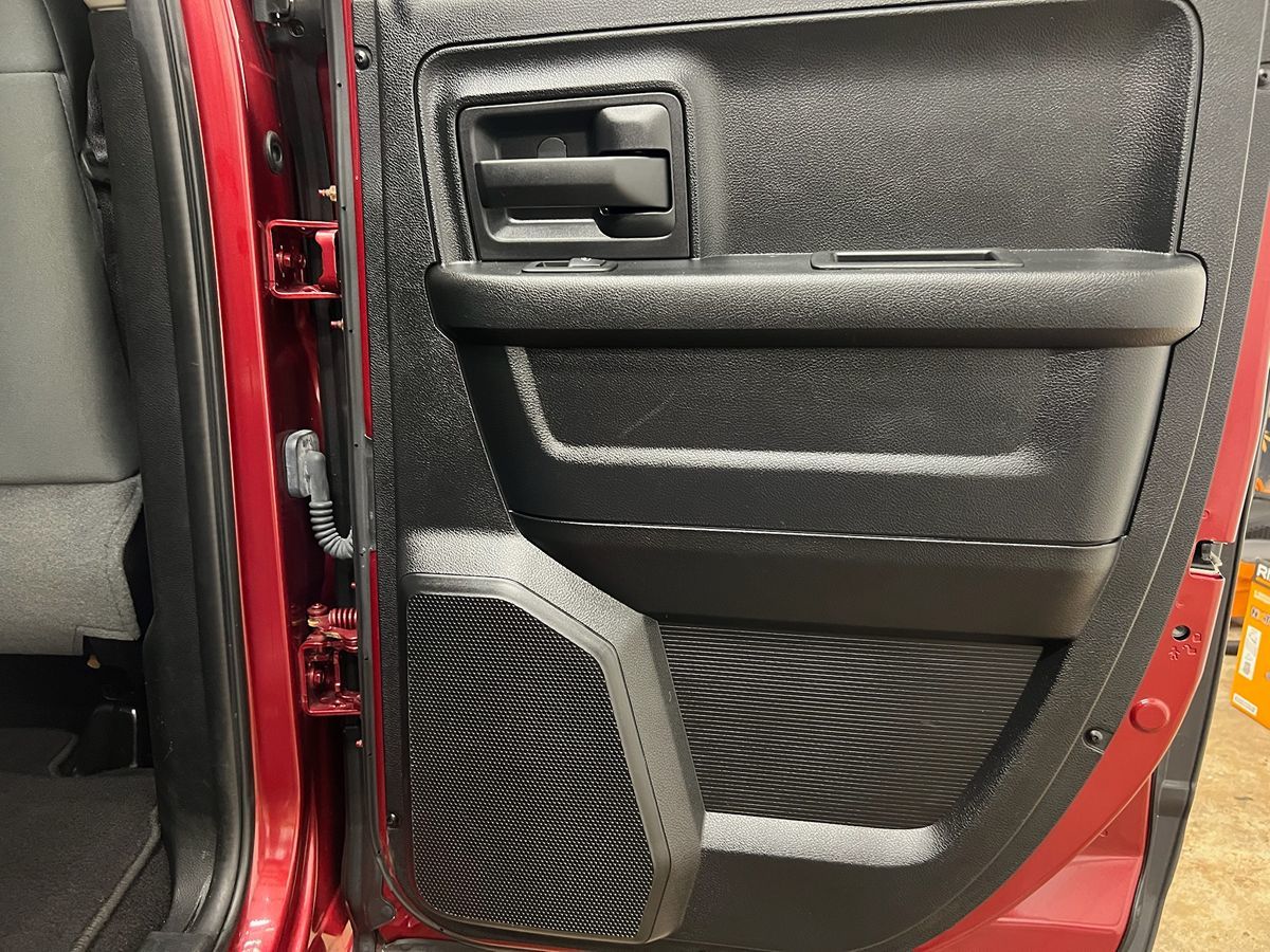 2014 Ram 1500 Express photo 11