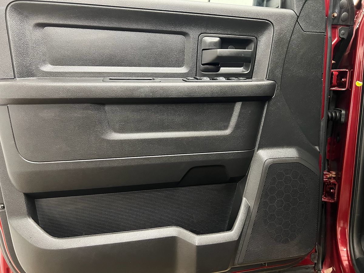 2014 Ram 1500 Express photo 13