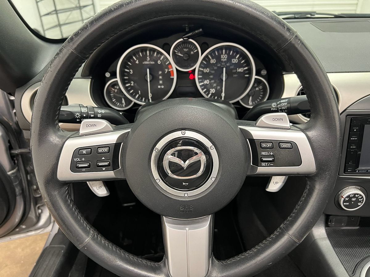 2009 Mazda MX-5 Miata Miata Touring photo 8