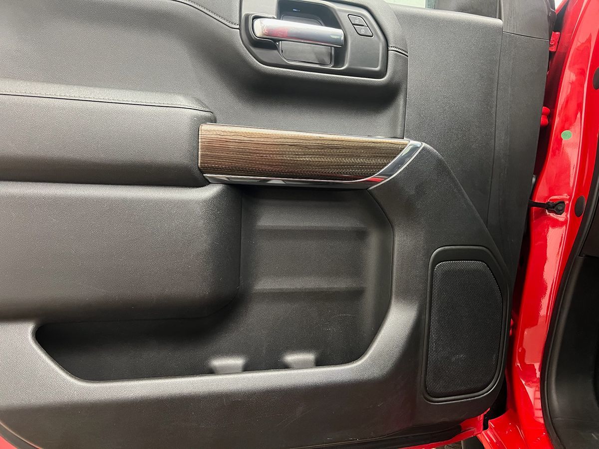 2021 Chevrolet Silverado 1500 LT photo 10