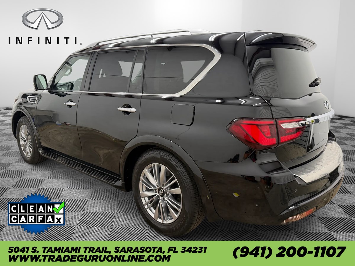 2021 Infiniti QX80 Luxe photo 4