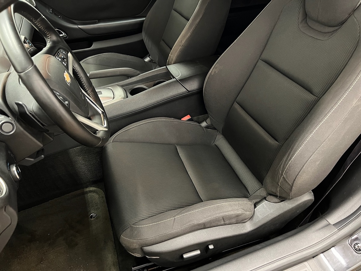 2014 Chevrolet Camaro photo 4