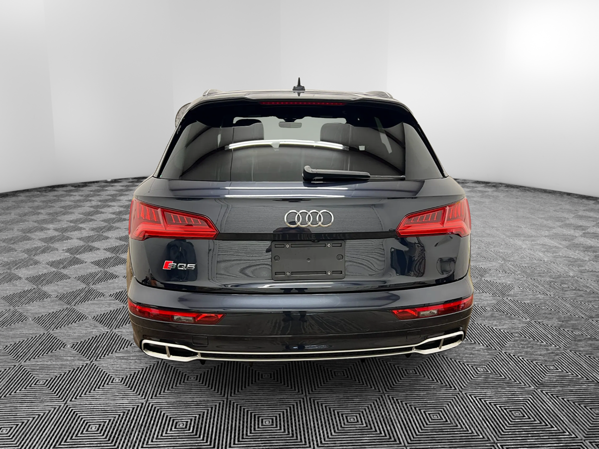 Photo 4 of this Audi SQ5