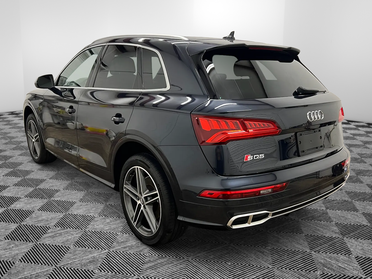 Photo 5 of this Audi SQ5