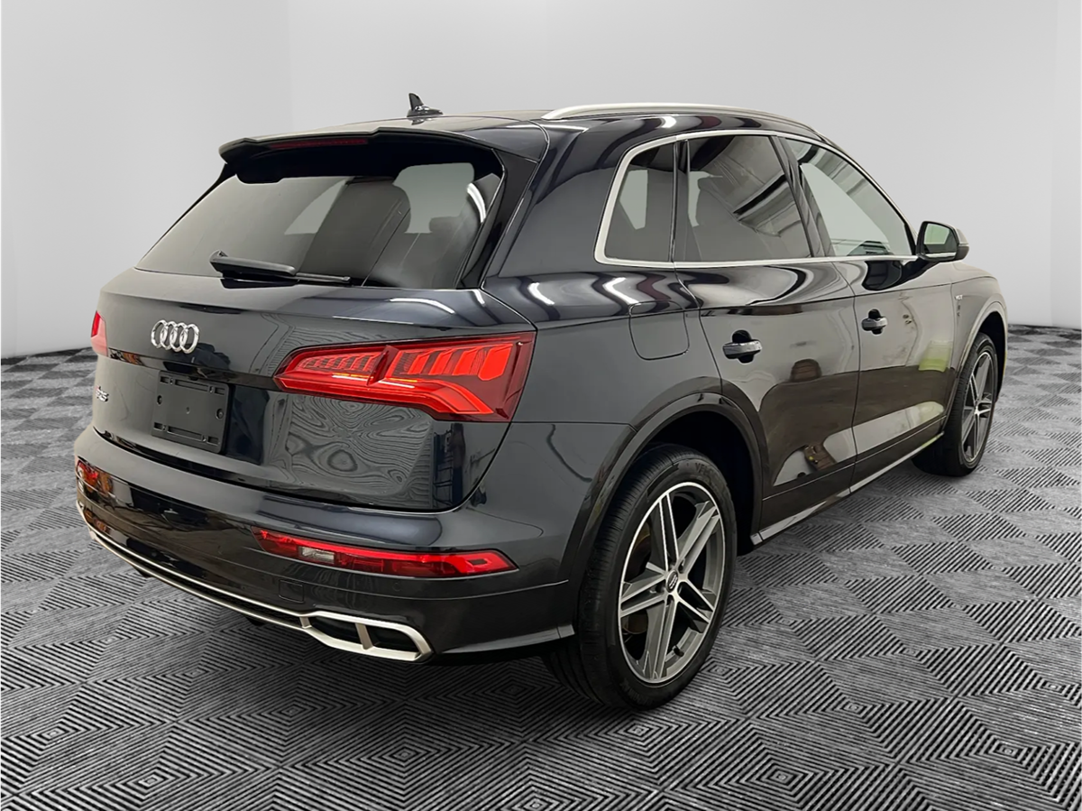 Photo 3 of this Audi SQ5