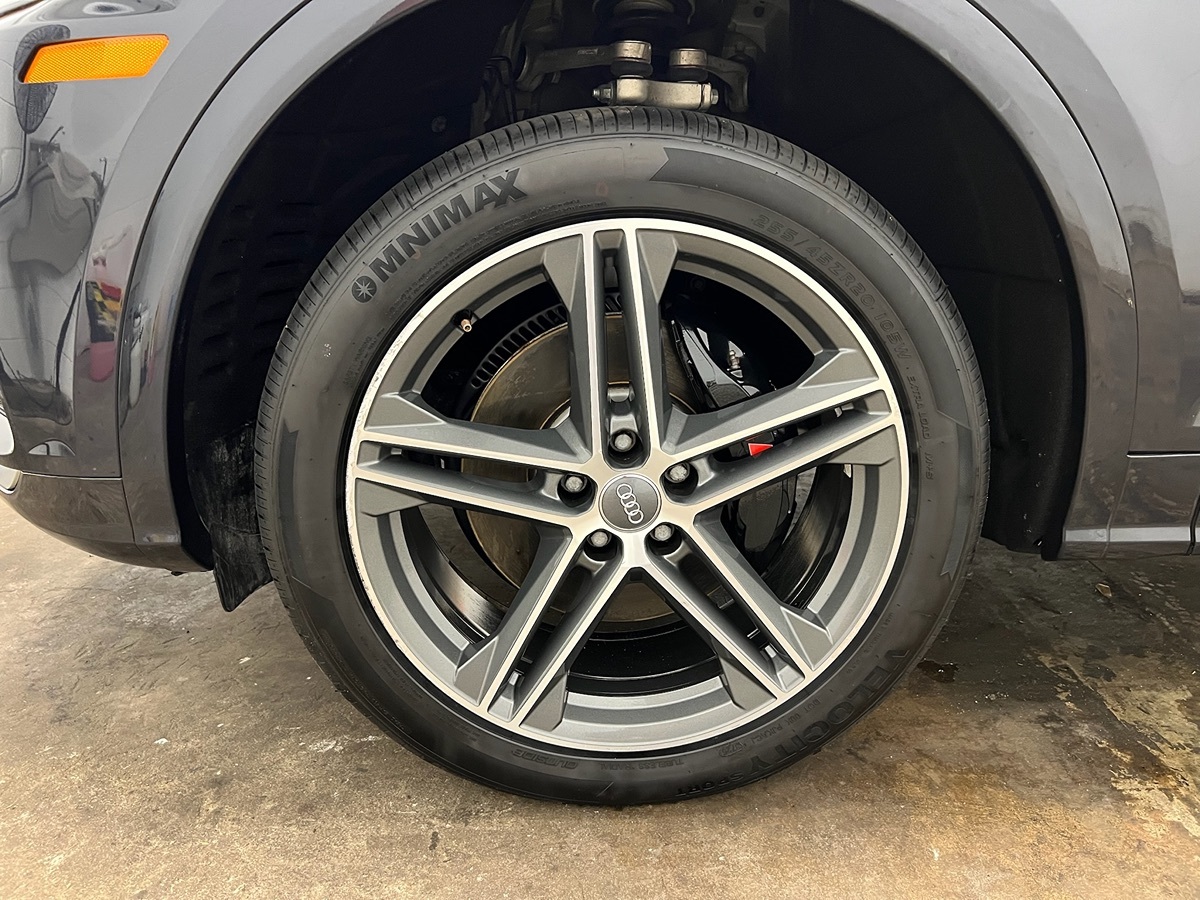 Photo 12 of this Audi SQ5
