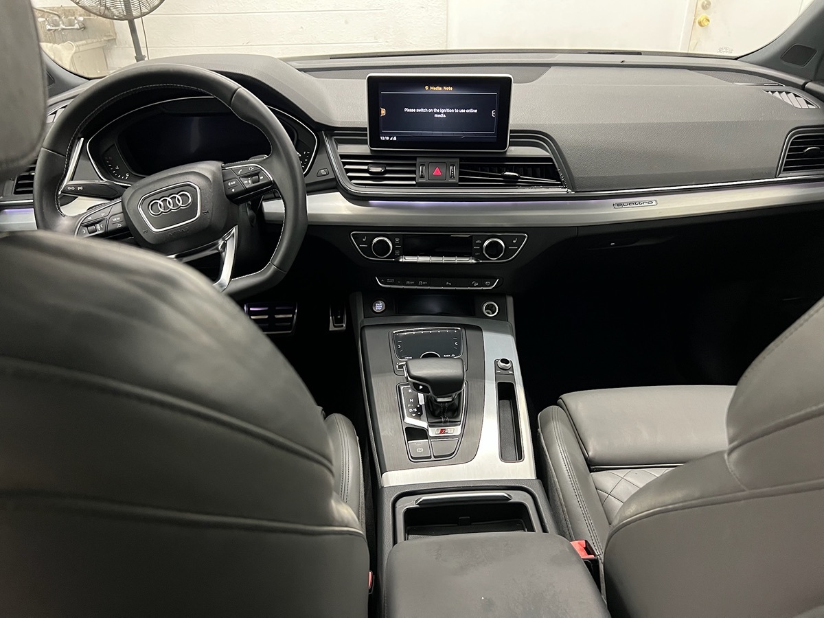 Photo 15 of this Audi SQ5