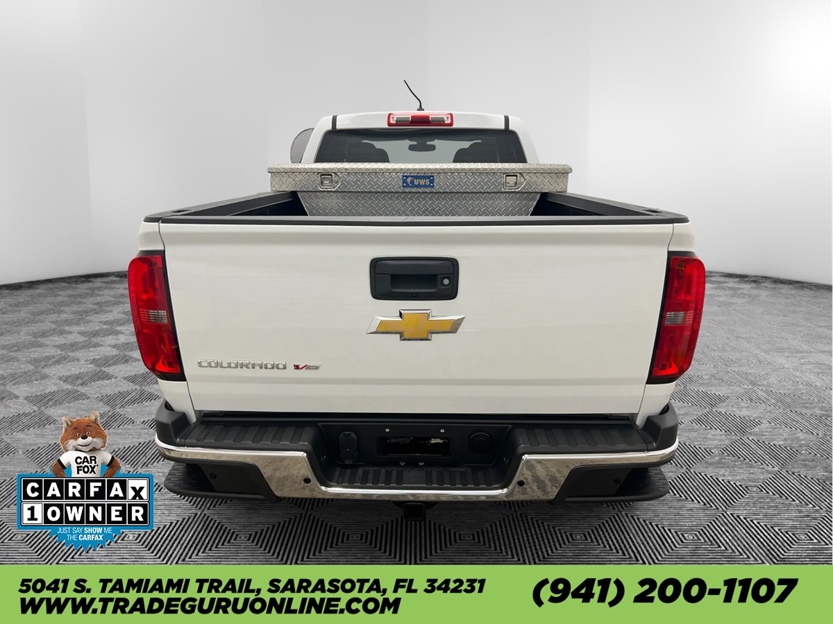 Photo 3 of this Chevrolet Colorado
