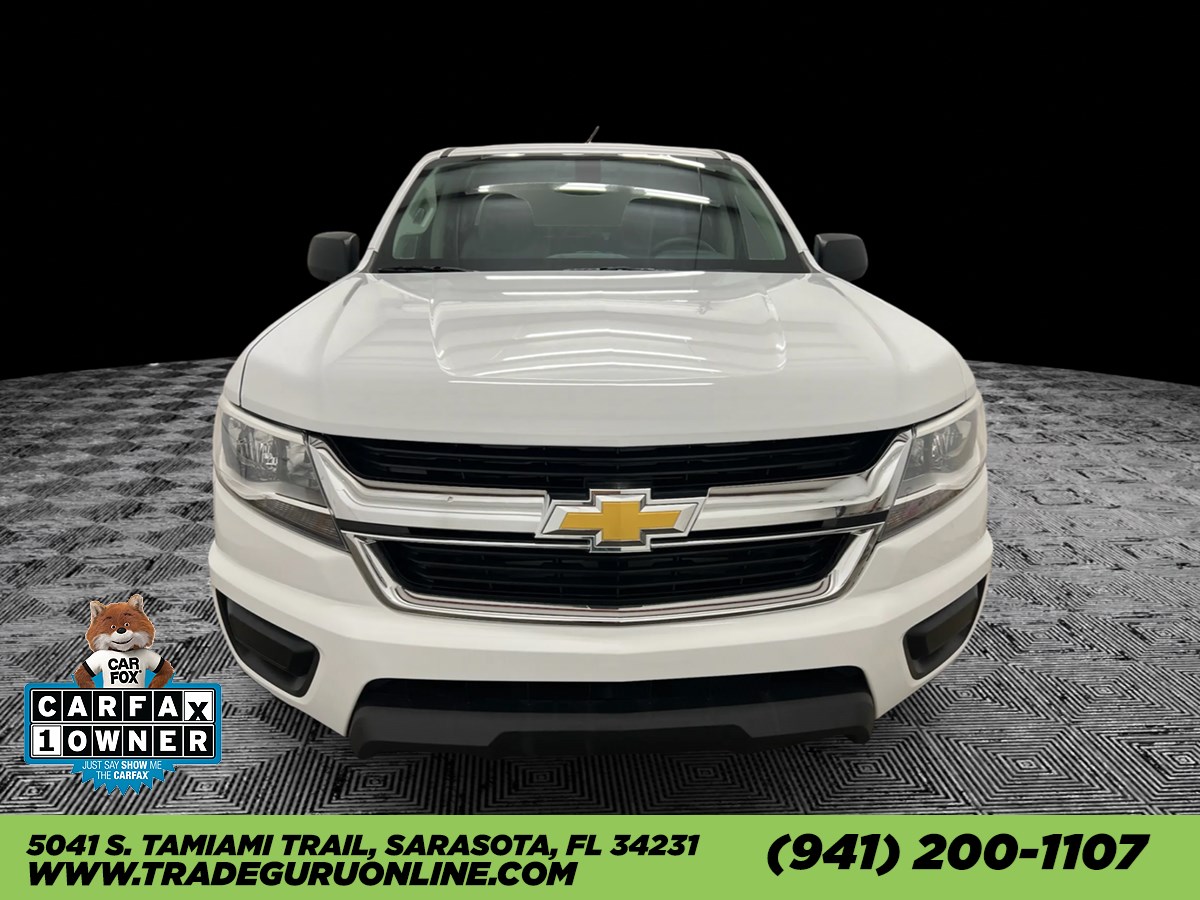 Photo 2 of this Chevrolet Colorado