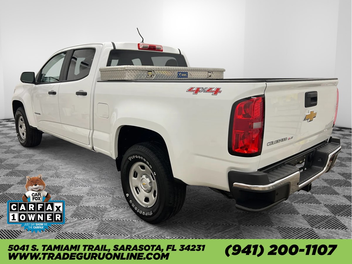Photo 4 of this Chevrolet Colorado