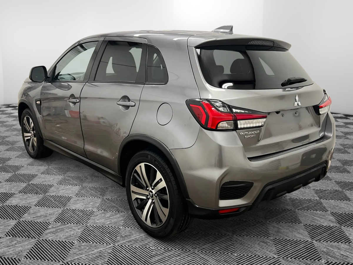 Photo 2 of this Mitsubishi Outlander Sport