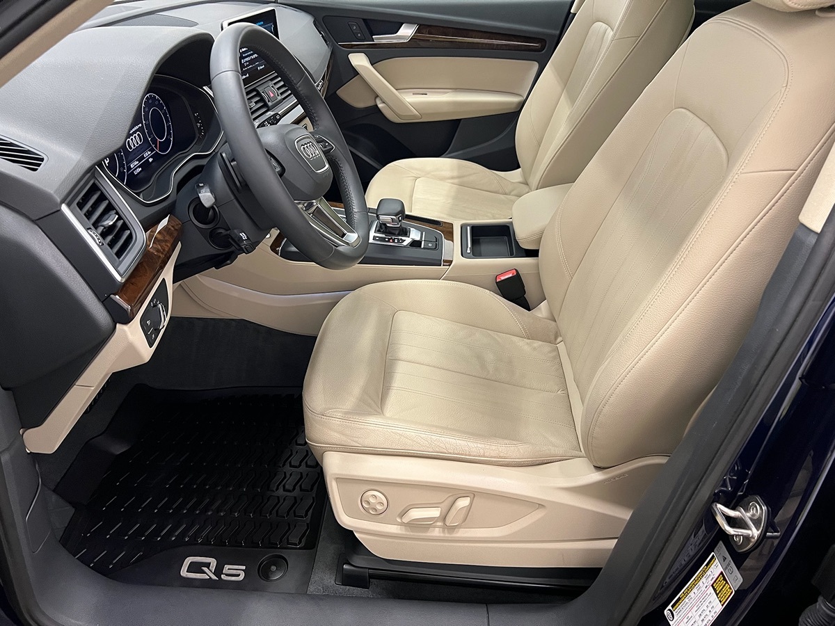 Photo 9 of this Audi Q5