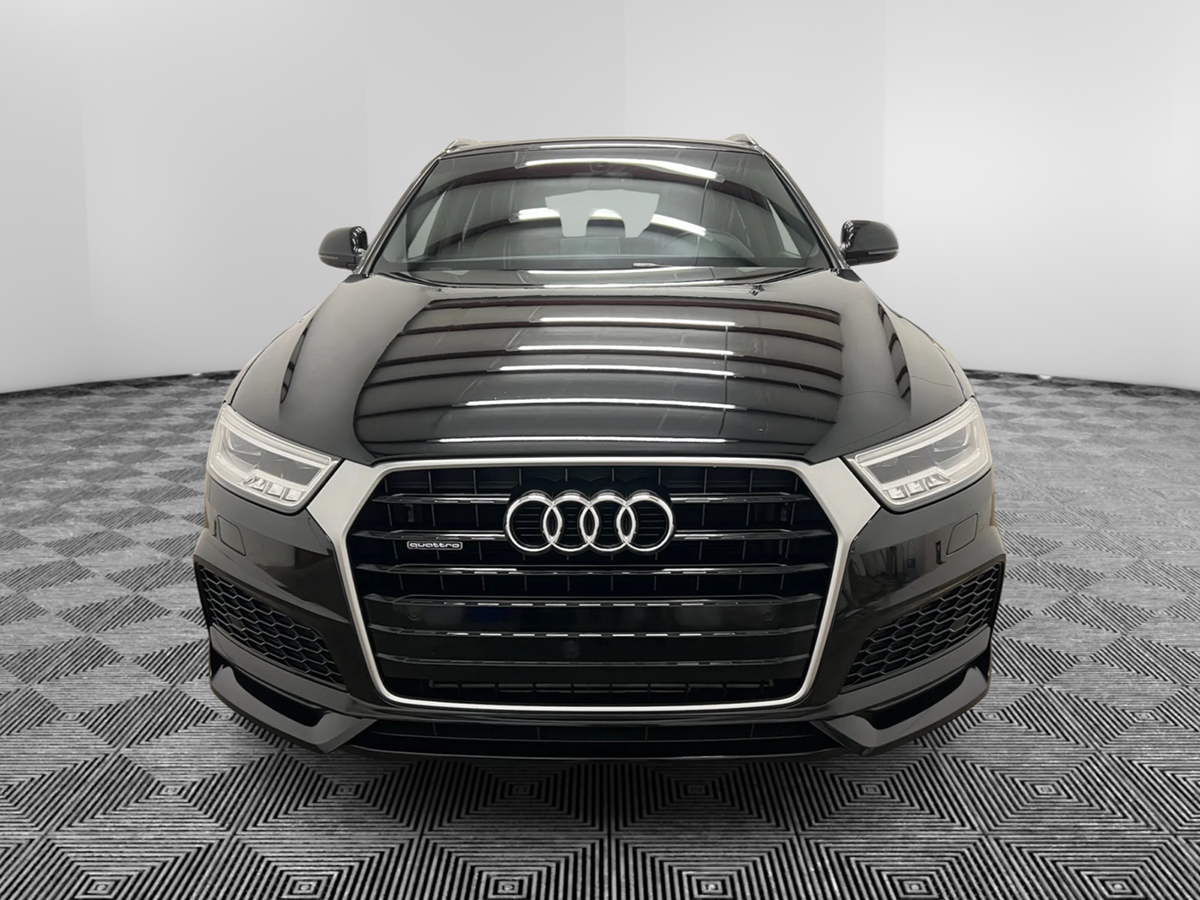 Photo 2 of this Audi Q3