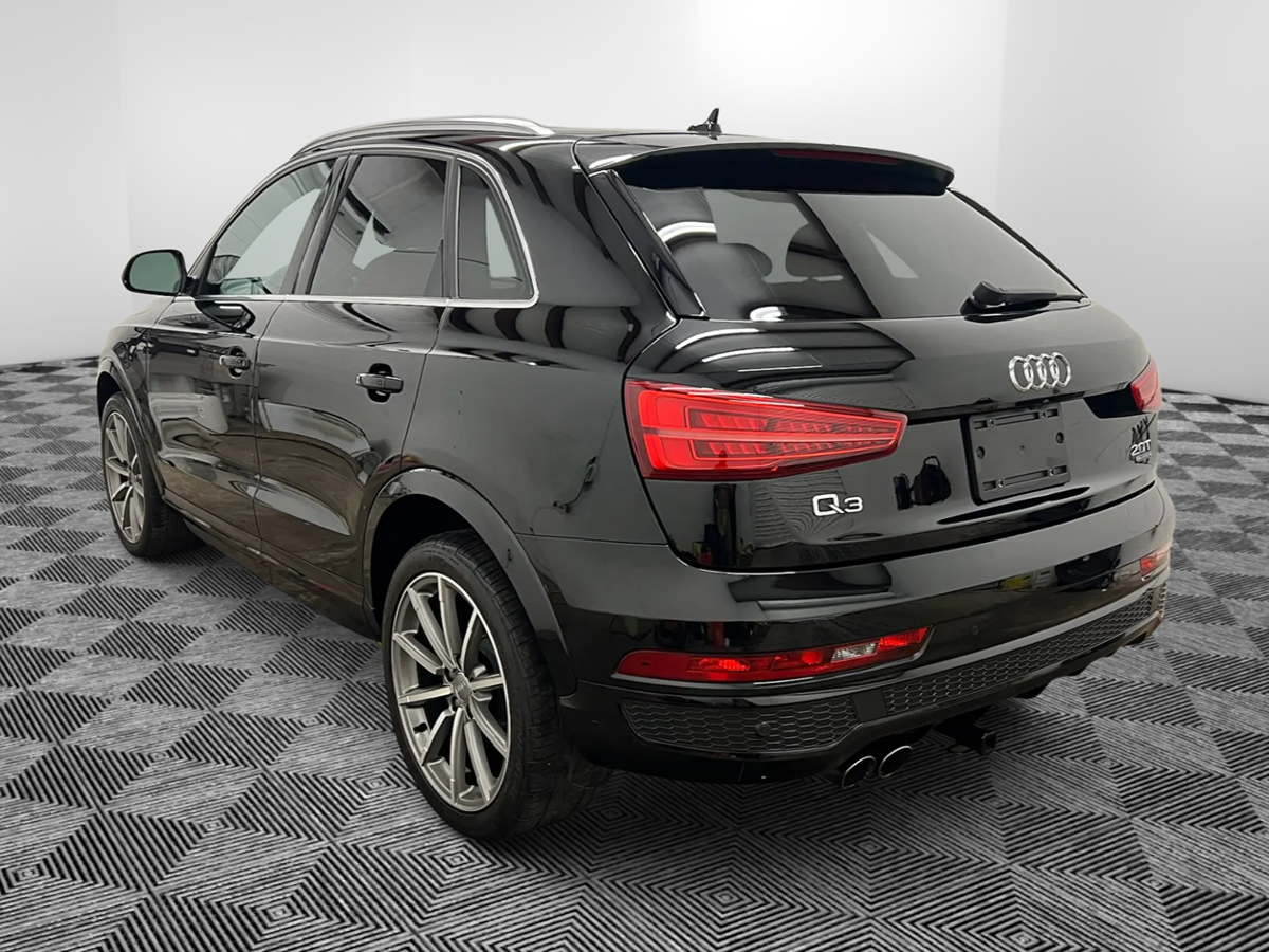 Photo 5 of this Audi Q3