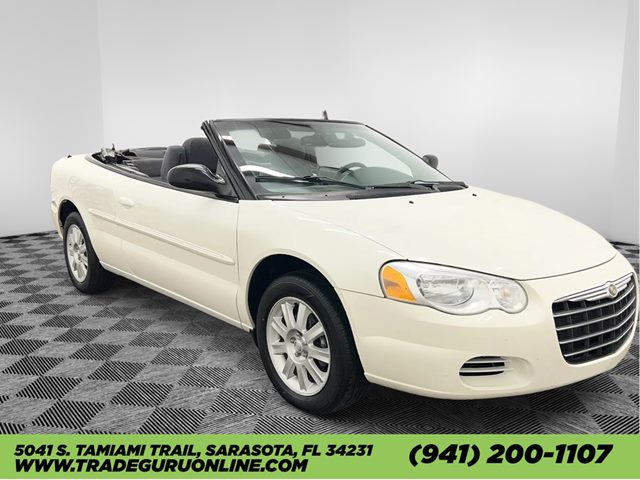 Stone White 2005 Chrysler Sebring Convertible Front-Wheel Drive Automatic