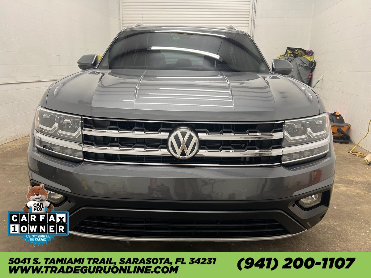 Photo 2 of this Volkswagen Atlas