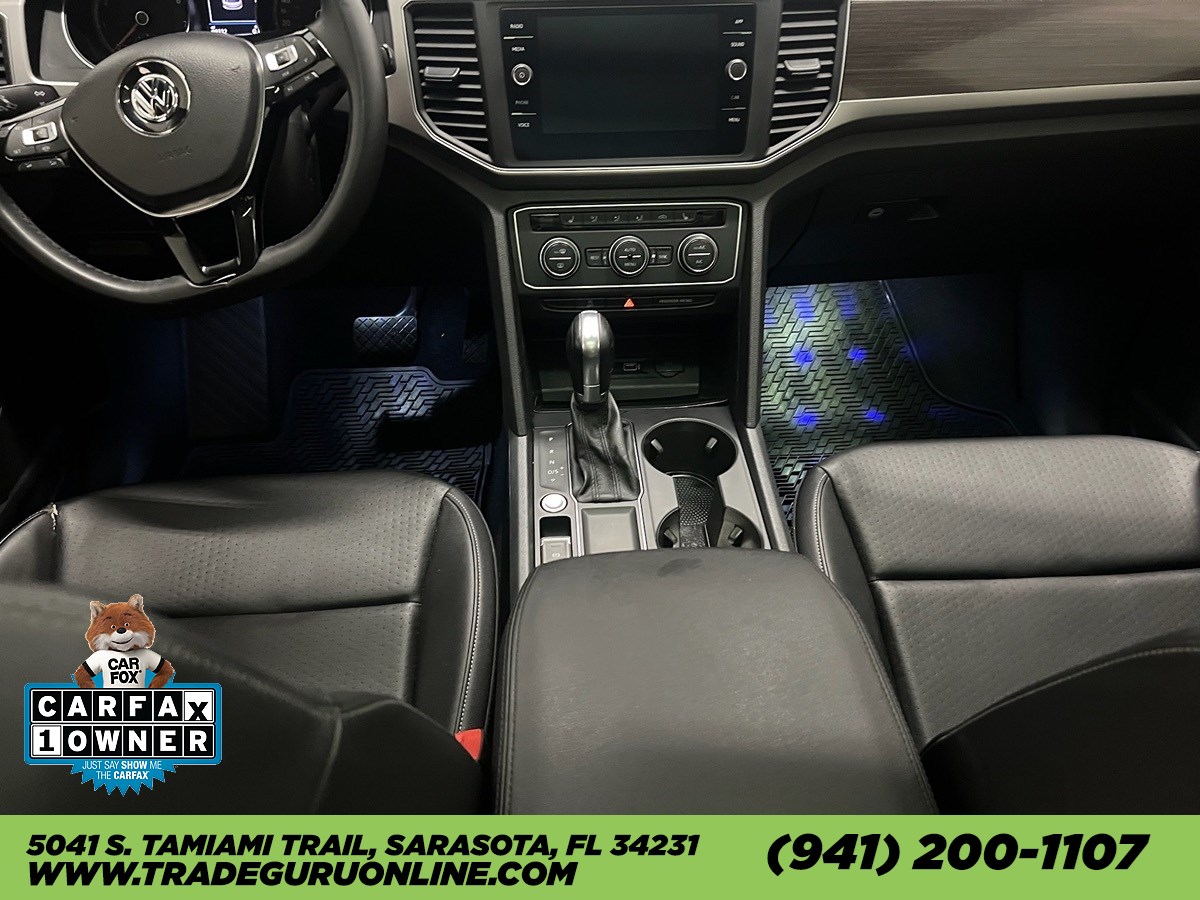 Photo 15 of this Volkswagen Atlas