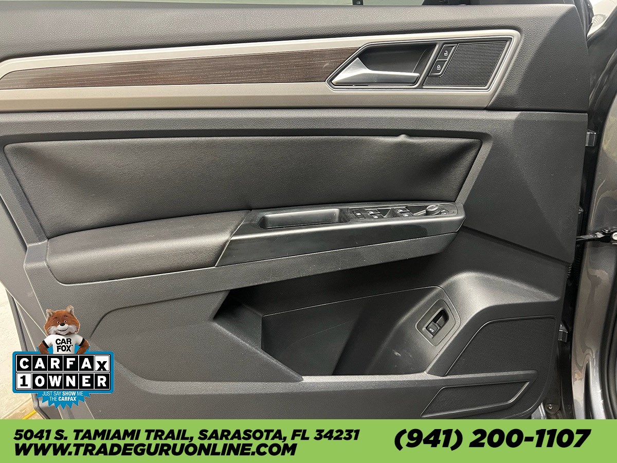 Photo 14 of this Volkswagen Atlas