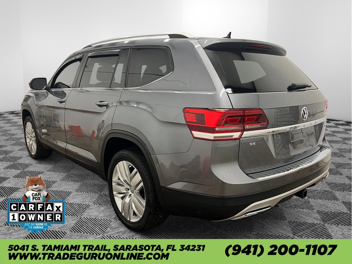 Photo 3 of this Volkswagen Atlas