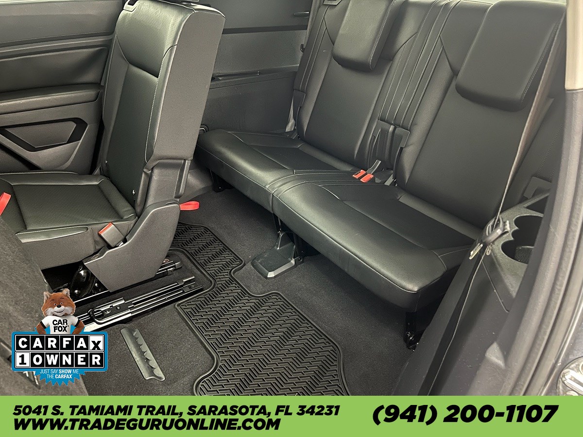 Photo 8 of this Volkswagen Atlas