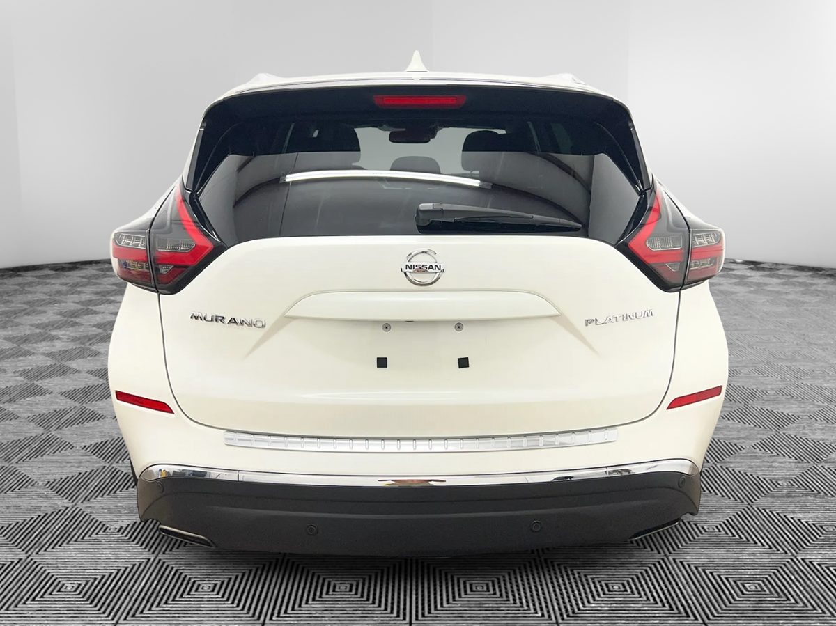 Photo 3 of this Nissan Murano