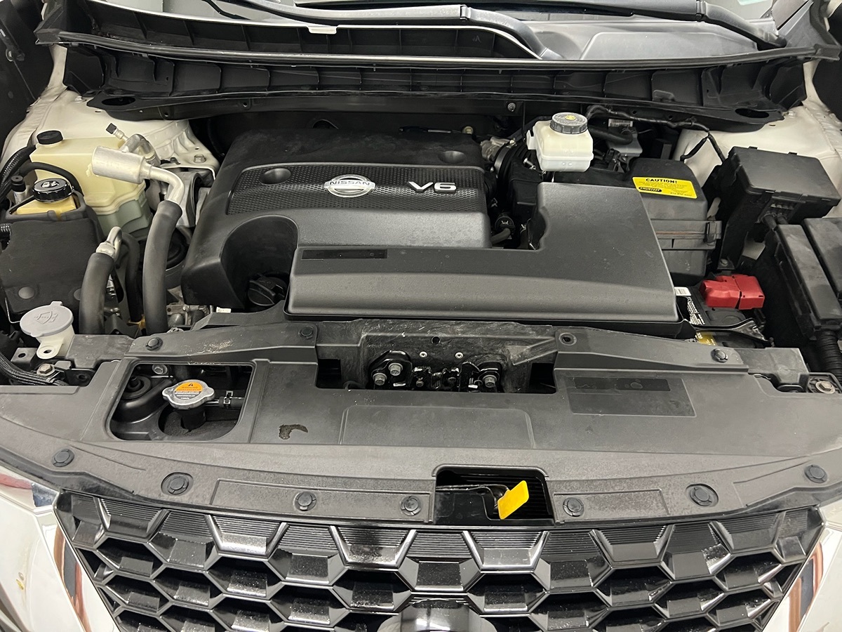 Photo 10 of this Nissan Murano